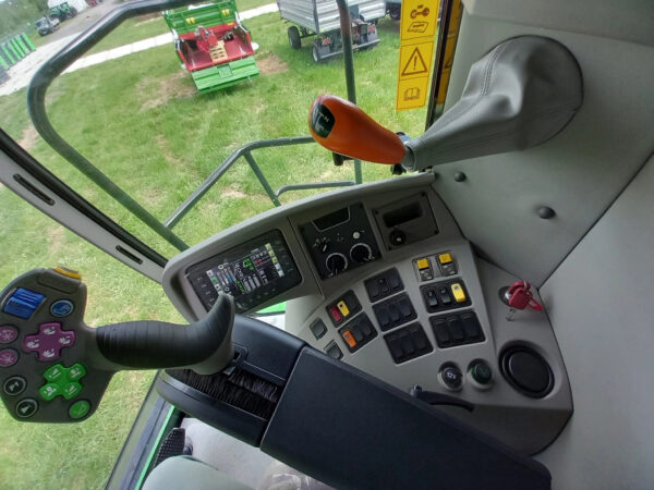 KOMBAJN DEUTZ-FAHR C 6305 TS T5 - obrazek 11