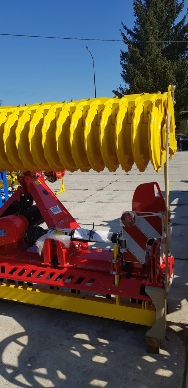 SIEWNIK MECHANICZNY PÖTTINGER VITASEM M 3000 DD + BRONA WIRNIKOWA PÖTTINGER LION 3030 - obrazek 2