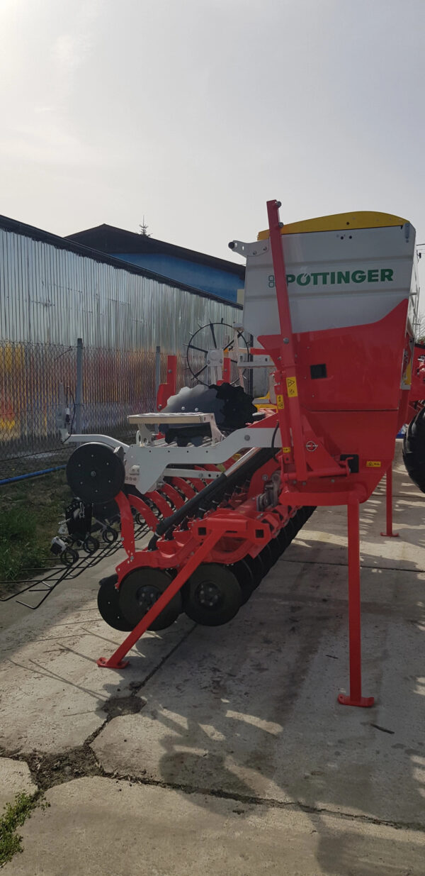 SIEWNIK MECHANICZNY PÖTTINGER VITASEM M 3000 DD + BRONA WIRNIKOWA PÖTTINGER LION 3030 - obrazek 8