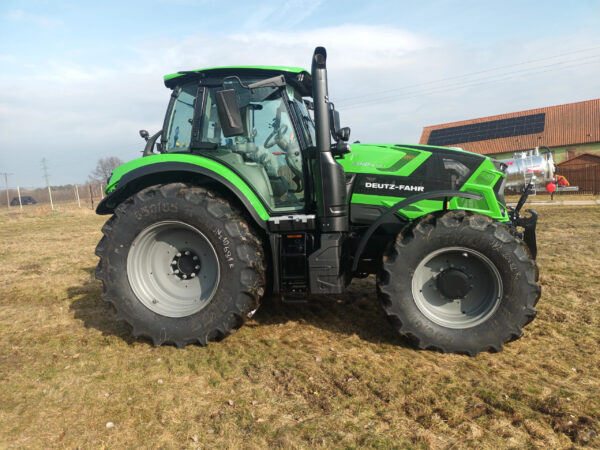 CIĄGNIK ROLNICZY DEUTZ-FAHR 6160 AGROTRON - obrazek 3