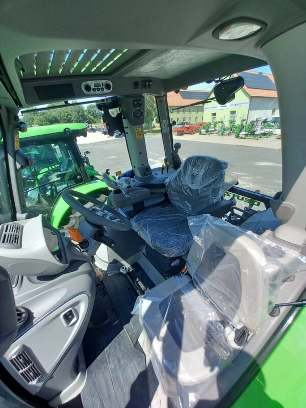 CIĄGNIK ROLNICZY DEUTZ-FAHR 6230 AGROTRON - obrazek 14