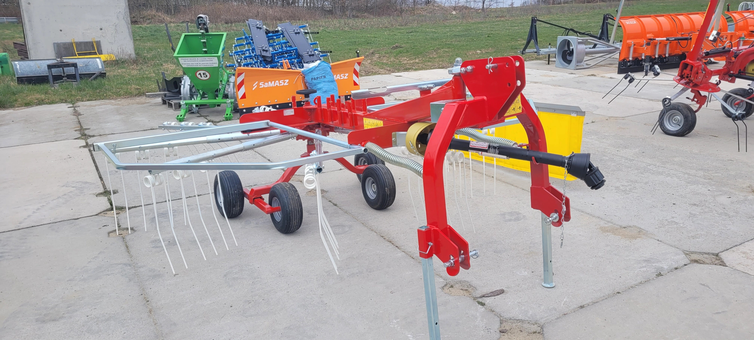 SCHWADER SIEGER TORNADO 330 – Bild 3