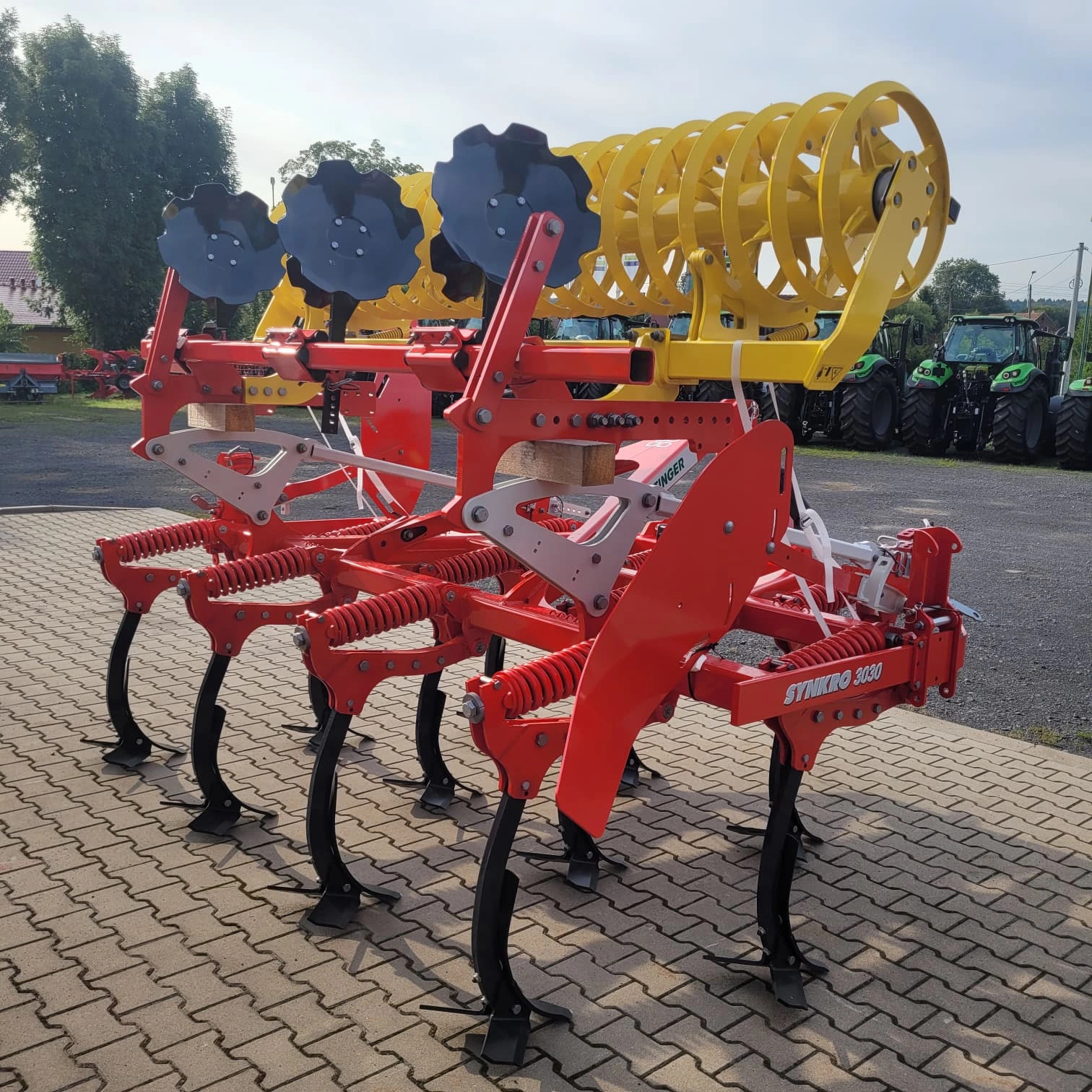 Kultivátor PÖTTINGER SYNKRO 3030 NOVA - Obrázek 2
